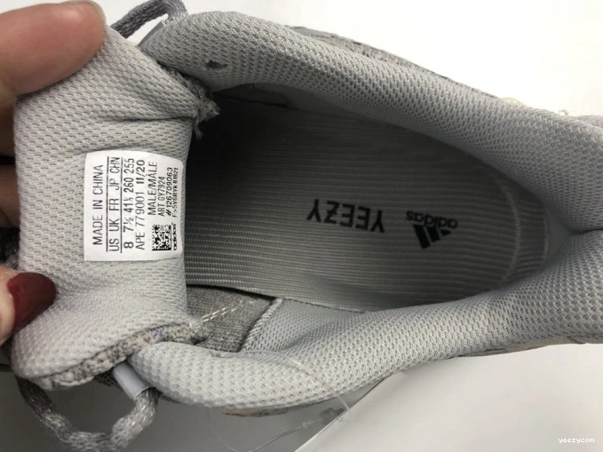 Cream 700 Cream V2 Adidas Yeezy GY7924 Boost 0727